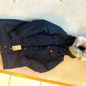 Fjallraven-Nuuk Parka(NEW)